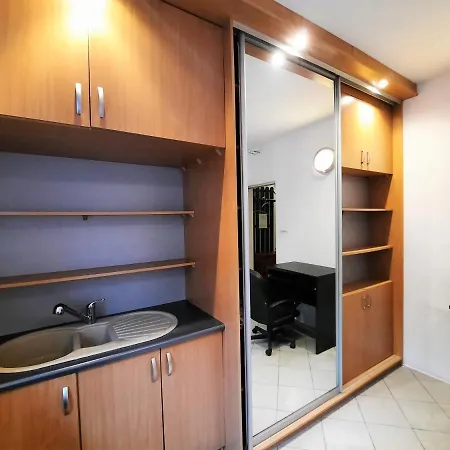 Apartrooms Near Metro Bemowo Alloggio in famiglia *