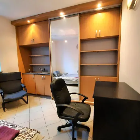 Alloggio in famiglia Apartrooms Near Metro Bemowo *
